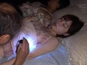 2 ngày 1 đêm với 5 cô người đẹp dễ thương khi đi nghỉ dưỡng