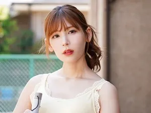 Bí mật hẹn hò với... con trai